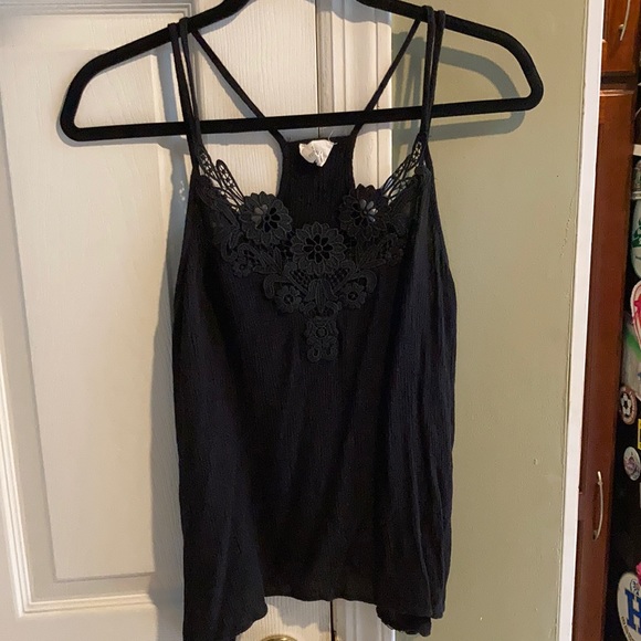 Double strap halter style top - Picture 1 of 7